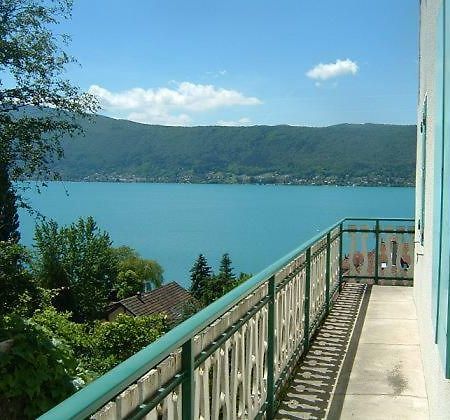Villa Le Lac Cottage Au Bord Du Lac D'Annecy - Chambre Chez L'Habitant - Les Terrasses Du Lac Veyrier-du-Lac Kültér fotó