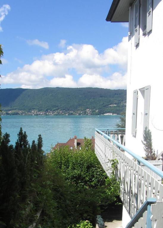 Villa Le Lac Cottage Au Bord Du Lac D'Annecy - Chambre Chez L'Habitant - Les Terrasses Du Lac Veyrier-du-Lac Kültér fotó